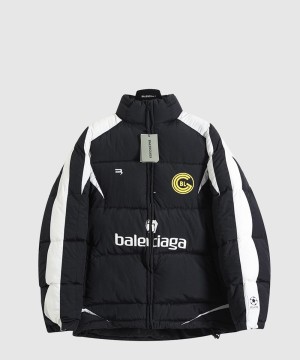 발렌시아가 다운 재킷