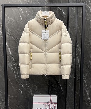 몽클레어 카트마이 Katmai 남성 숏 패딩