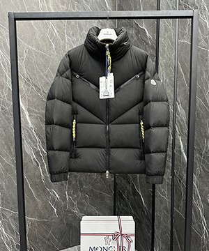 몽클레어 카트마이 Katmai 남성 숏 패딩