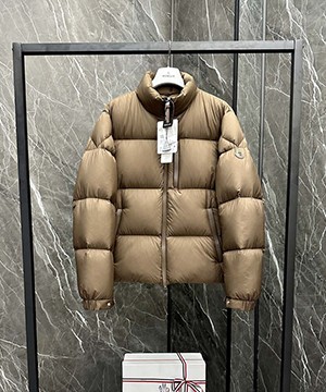 몽클레어 베스브레 BESBRE 남성 숏 패딩