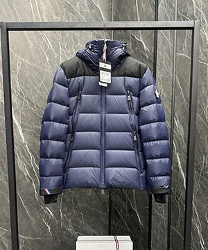 몽클레어 그레노블 카무락 Camurac 남성 패딩