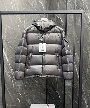 몽클레어 말자셋 Maljasset 남성 숏 다운 패딩