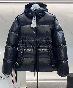 몽클레어 탈레브 Taleve 여성 숏 패딩