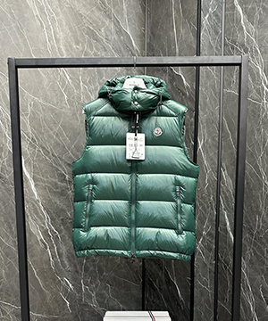 몽클레어 보르메스 Bormes 패딩 조끼 베스트