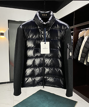 몽클레어 니트 가디건 경량 패딩