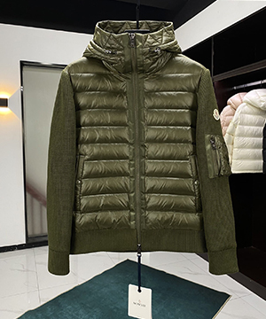 몽클레어 니트 가디건 경량 패딩