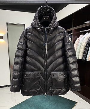 몽클레어 아르젠노 Argenno 숏 다운 패딩