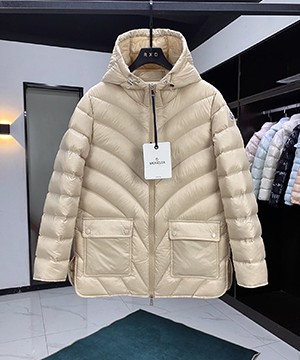 몽클레어 아르젠노 Argenno 숏 다운 패딩