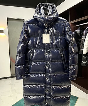 몽클레어 하노베리안 Hanoverian 롱 다운 패딩