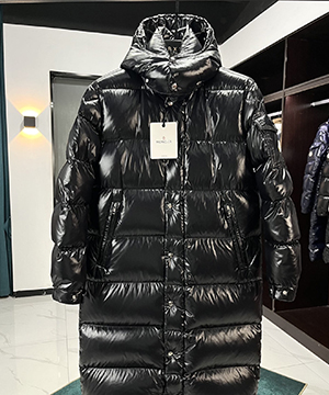 몽클레어 하노베리안 Hanoverian 롱 다운 패딩