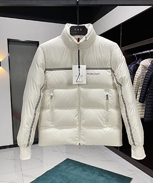 몽클레어 미카엘 Michael 숏 다운 패딩