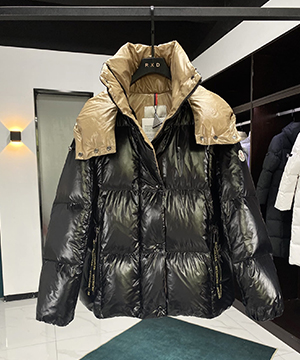 몽클레어 파라나 PARANA 숏 다운 패딩