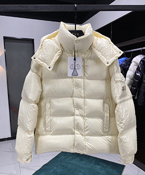 몽클레어 마야 70 Maya 숏 다운 패딩