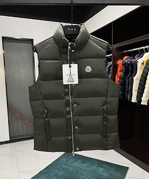 몽클레어 온타케 Ontake 다운 베스트 패딩 조끼