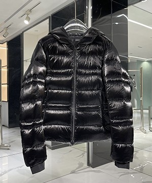 몽클레어 타론 THARON 다운 숏 패딩