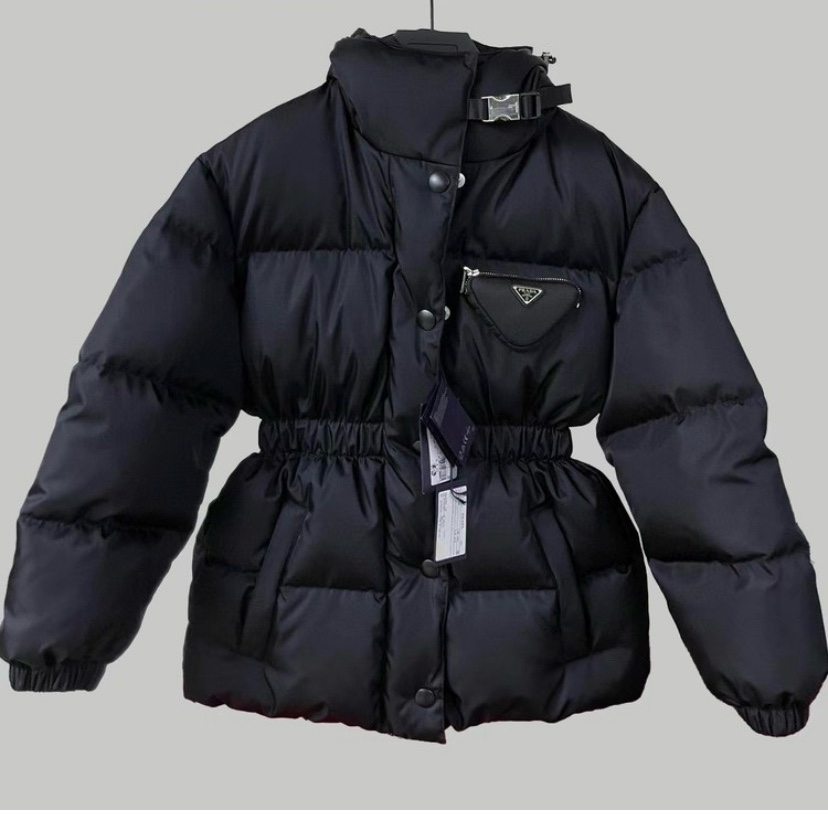 프라다 리나일론 다운 패딩