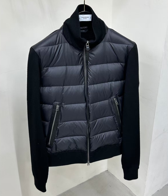 톰포드 니트 패딩