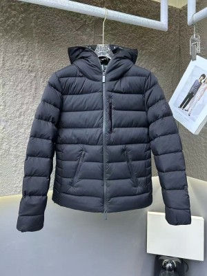 몽클레어 쇼트 다운 재킷