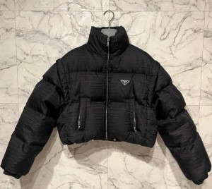 프라다 리나일론 크롭 패딩