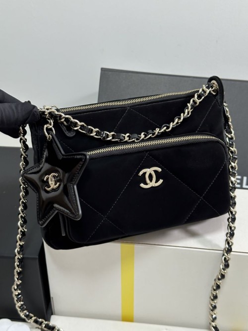 샤넬 코코 네쥬 체인 미니백 벨벳 골드 블랙 AP4771