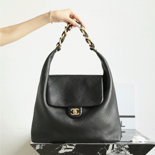 샤넬 25fw 맥시 호보백 (Bonaudo-카프스킨) AS5838 B22140 94305 블랙