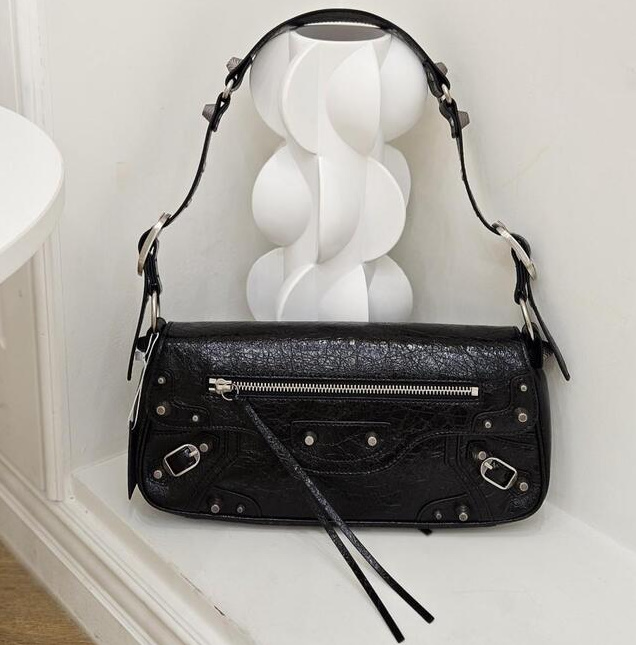 발렌시아가 르카골 스몰 슬링백 29.9*13.9*4.5