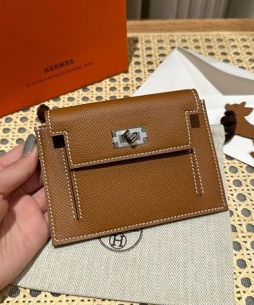 에르메스 켈리 포켓 카드지갑 (컬러 골드) 은장
