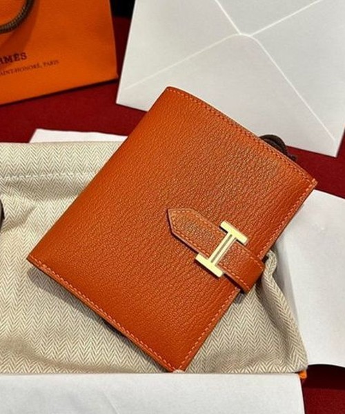 에르메스 베안 컴팩트 쉐브르 반지갑 하이엔드급