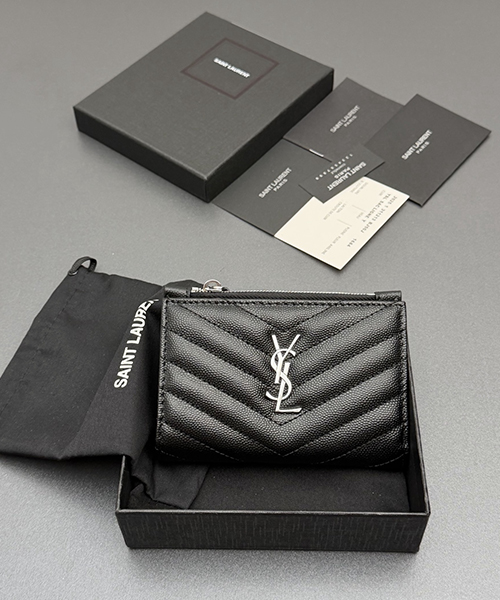 생로랑 카산드라 마틀라세 컴팩트 카드 동전지갑 668287