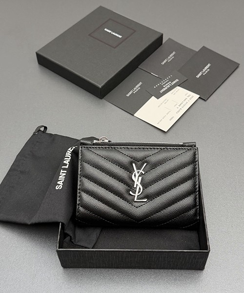 생로랑 카산드라 마틀라세 컴팩트 카드 동전지갑 668287