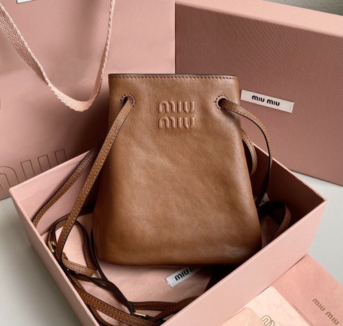 미우미우 나파 가죽 미니백