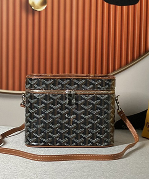 고야드 뮤즈 베니티 나노 길이: 11 cm 너비: 6.5 cm 높이: 9 cm 무게: 160 g