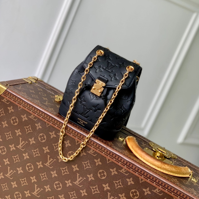 루이비통 나노 노에 백팩 블랙 15 X 10 X 19CM