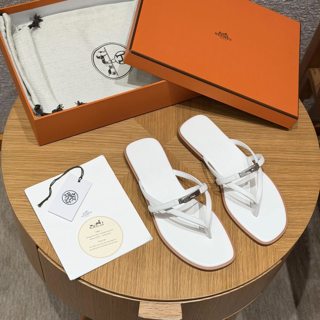 에르메스 미스 샌들 플립플랍