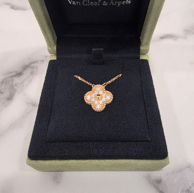 반클리프 알함브라 펜던트 골드