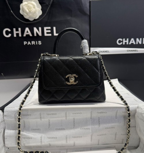 샤넬(Chanel) 클래식 플랩백