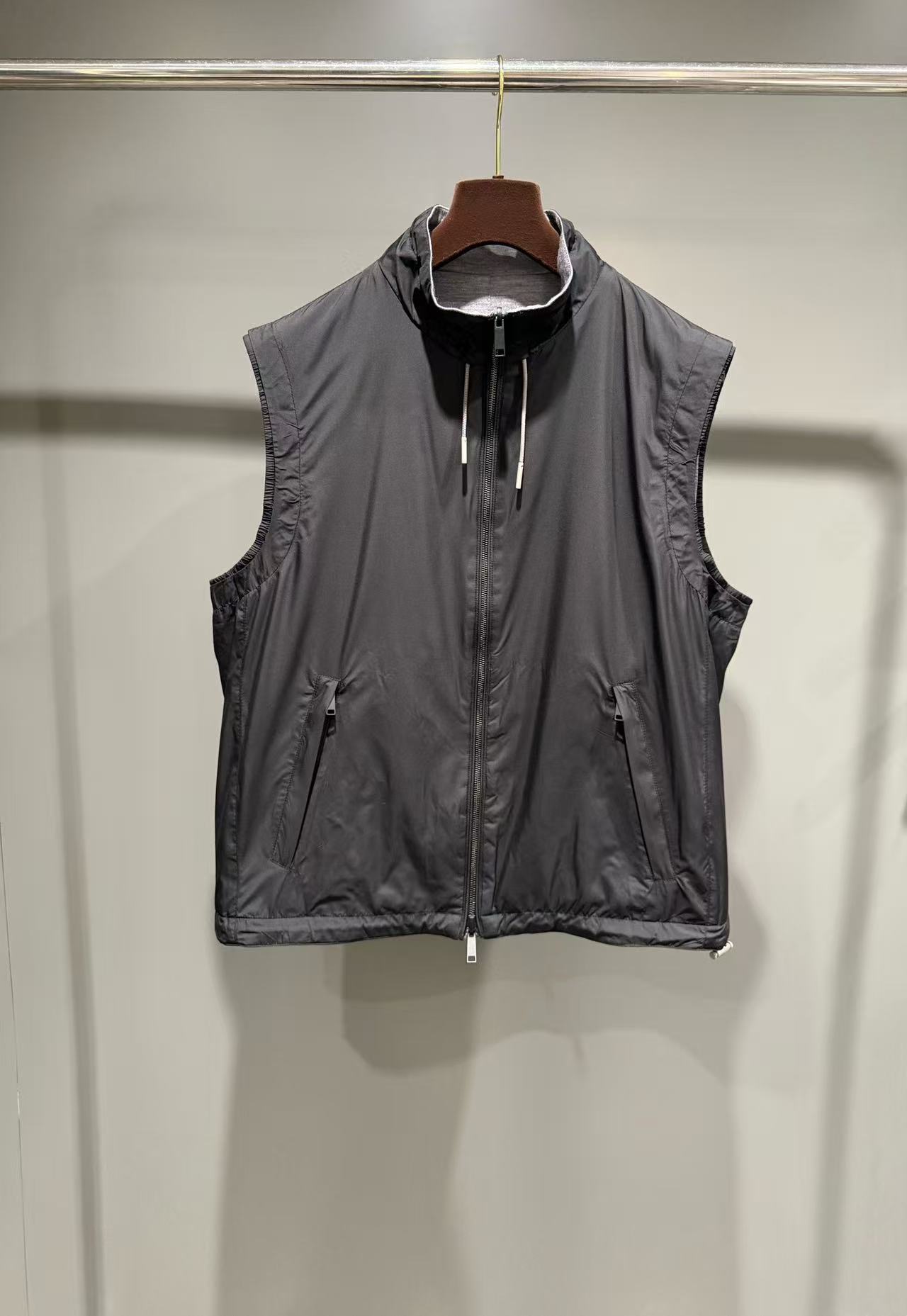 ZEGNA 나일론 리버시블 베스트