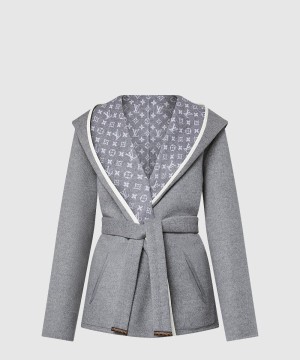 루이비통 리버서블 시그니처 쇼트 후디드 랩 코트