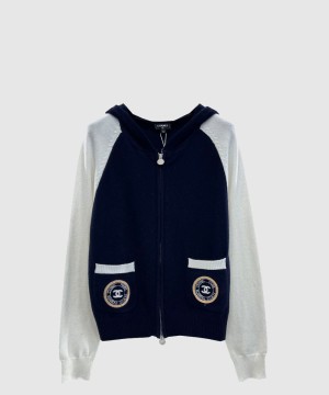 샤넬 로고 니트 코트