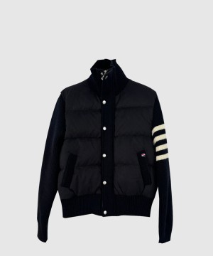 톰브라운 로고 쇼트 코트