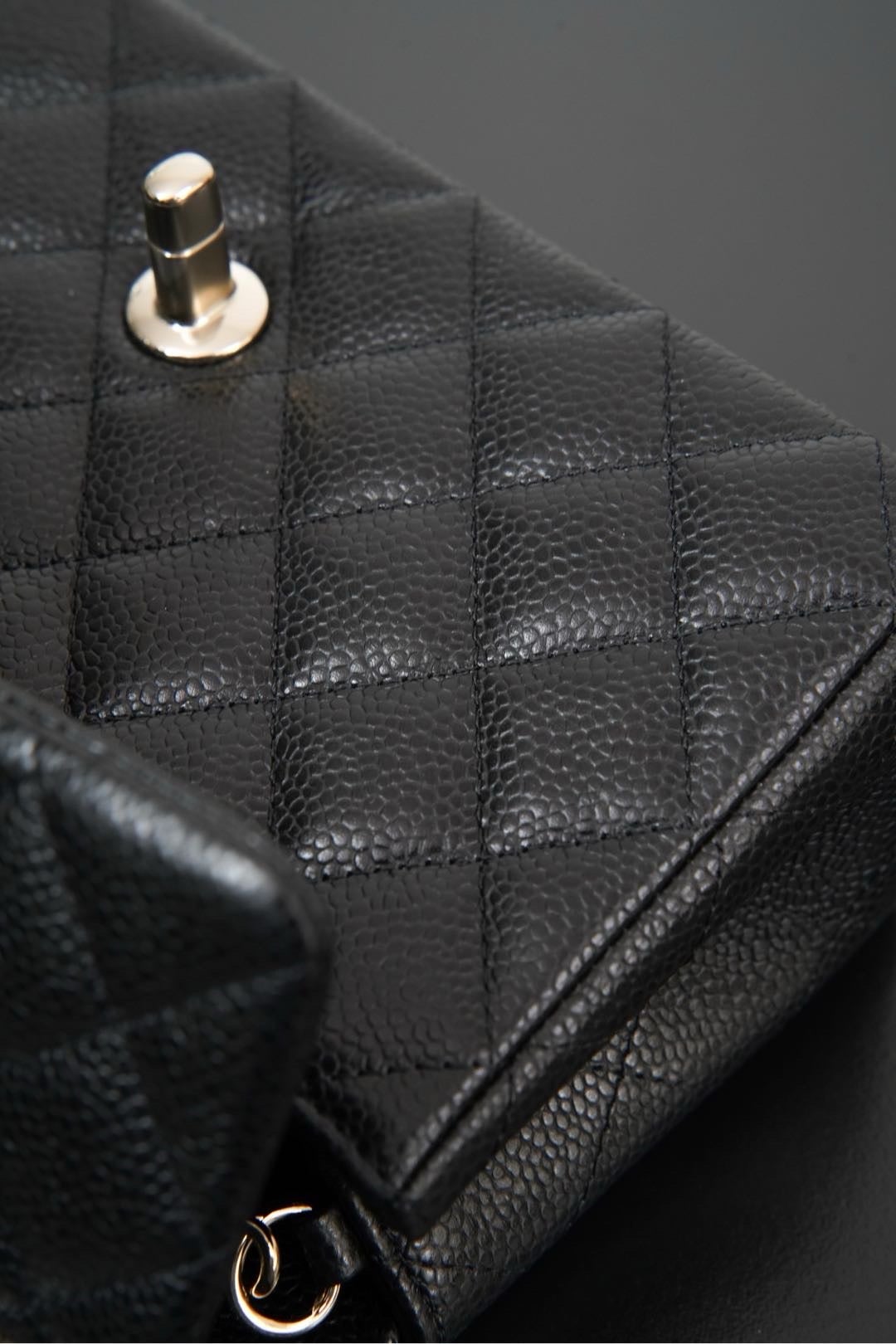 90001100_d10.jpg