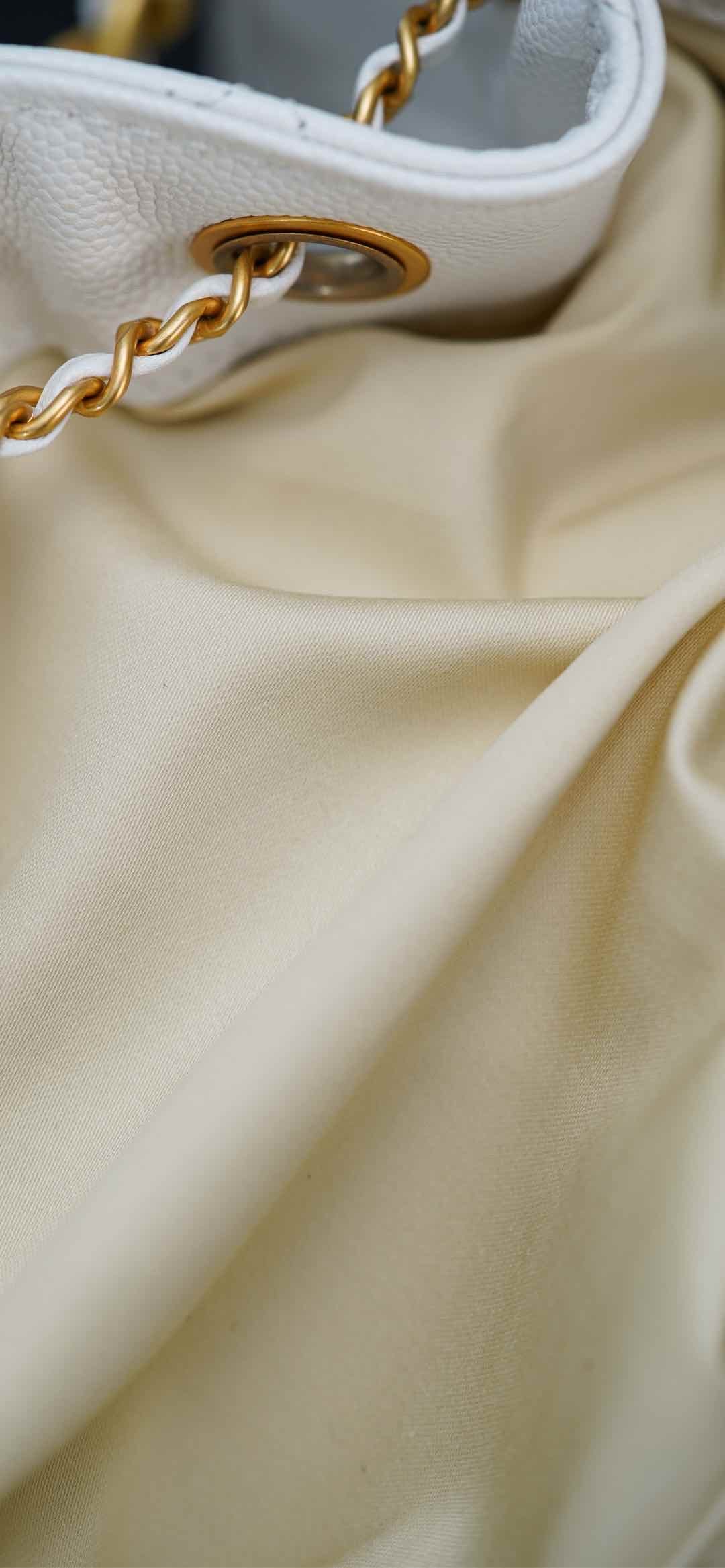 90022853_d27.jpg