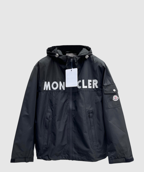 몽클레어 로고 집업 자켓