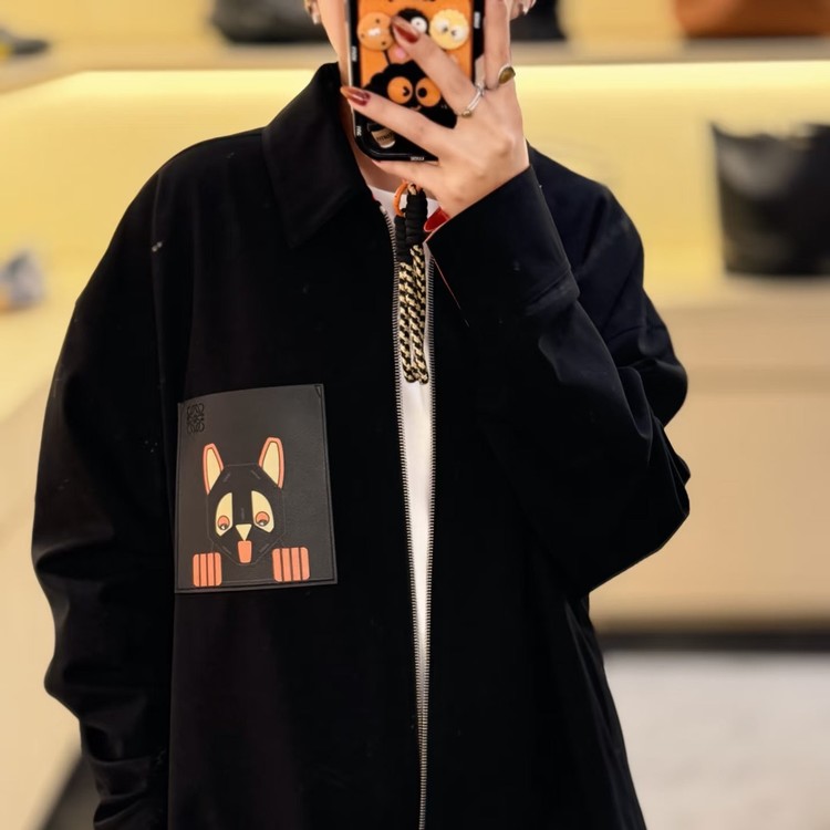 로에베 맨즈 루이웨인 카라 집업 자켓