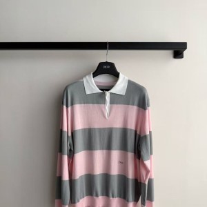 디올 카라 배색 티셔츠