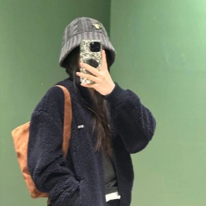 프라다 후리스 집업 점퍼