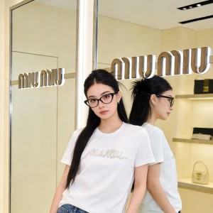 미우미우 레터링 티셔츠