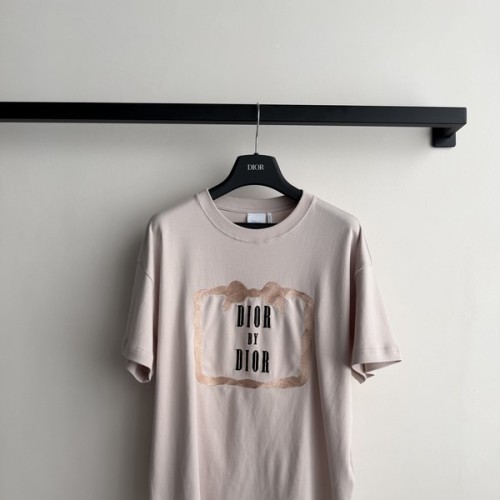 디올 반팔 티셔츠