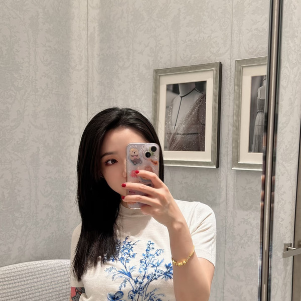 [고퀄] 디올 자수 반팔 니트