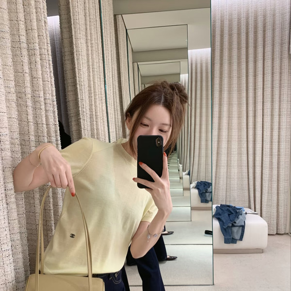 [고퀄] 샤넬 스몰 로고 반팔 니트